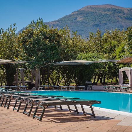 Hotel Villa Rizzo Resort And Spa San Cipriano Picentino ภายนอก รูปภาพ